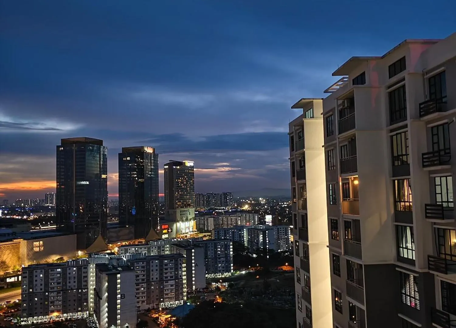 Tiraii Homestay Panorama Johor Bahru Malásia